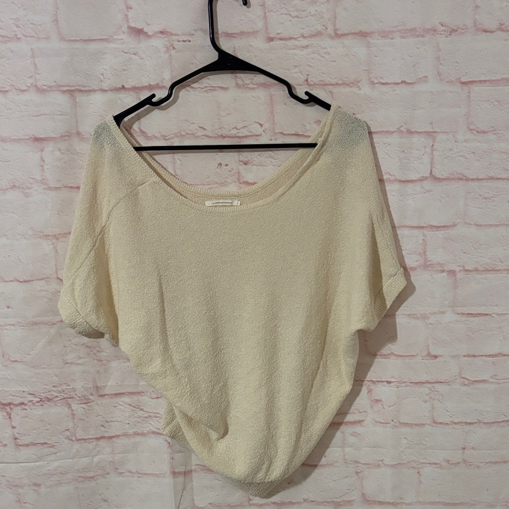 Anthropologie cream colored scoop neck short sleeve sweater